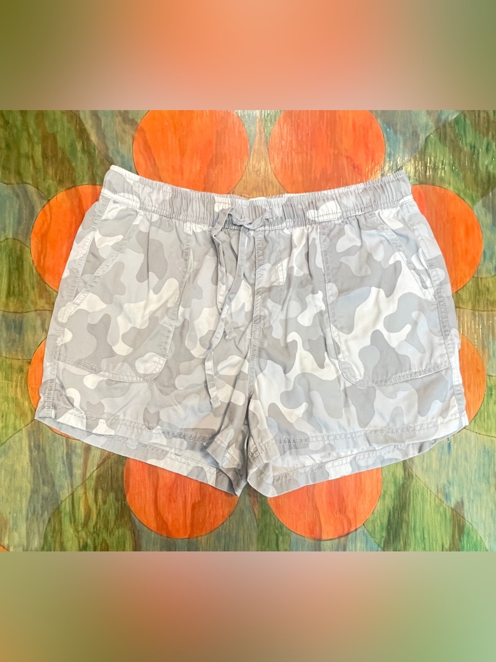 C & C California Shorts Womens White Gray 100% Lyocell Camouflage Pull On